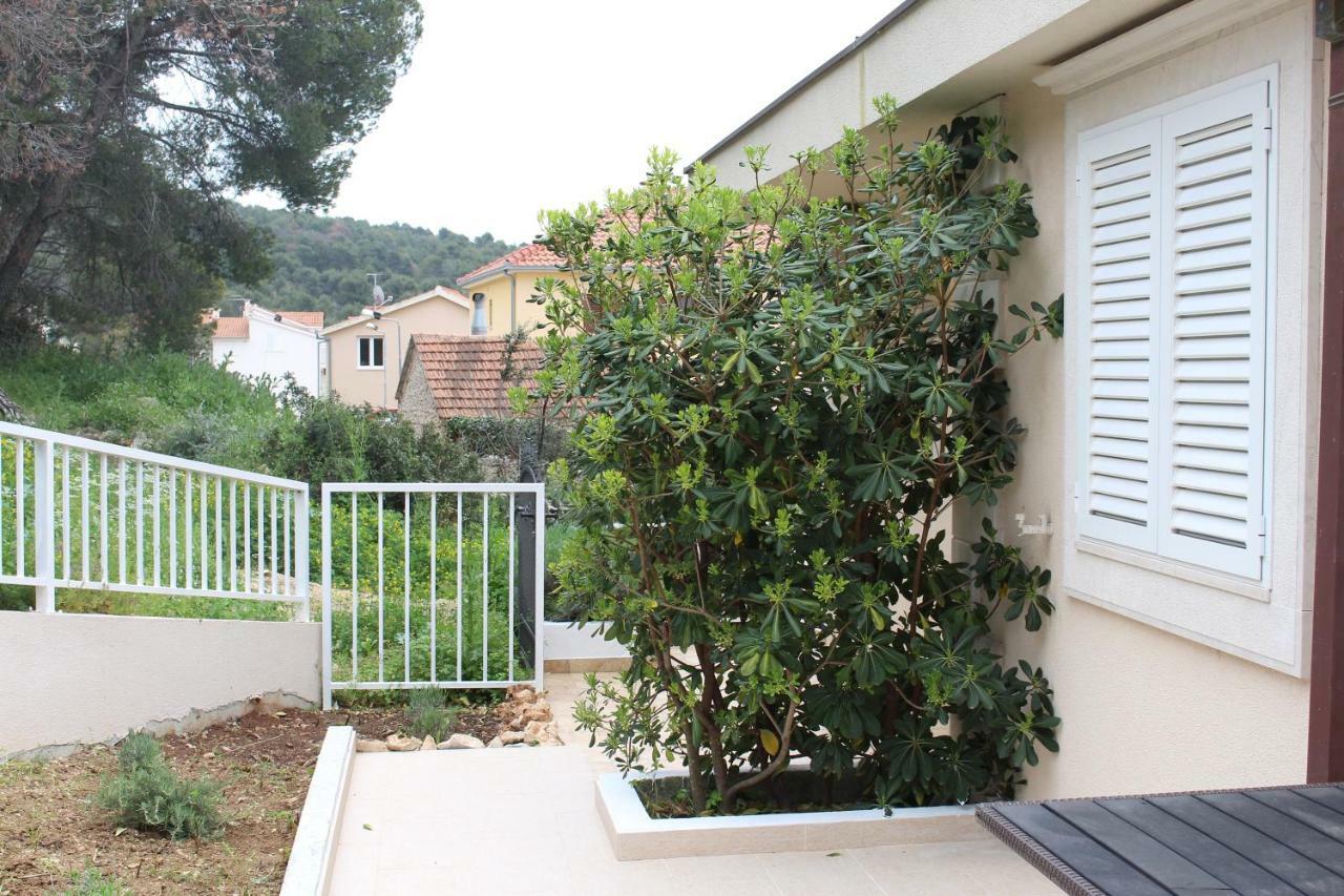 Villa Lizzi Trogir Exterior photo